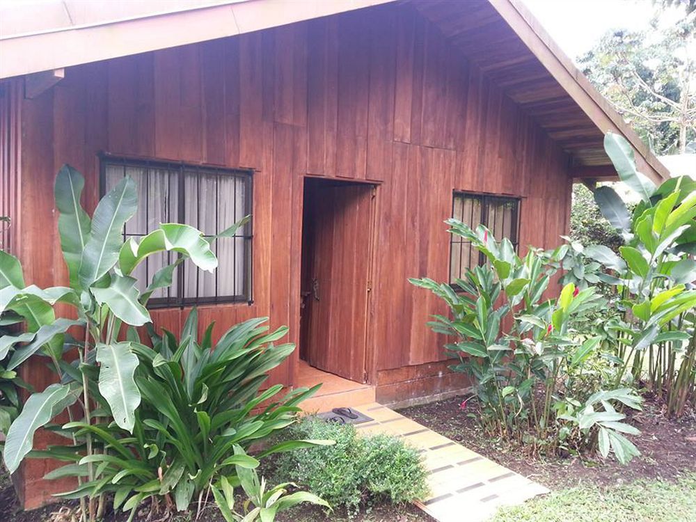 Cabinas La Catarata La Fortuna Exteriér fotografie